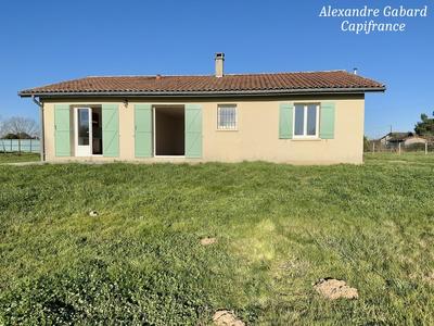 Maison - 110 m² - 4 pièces