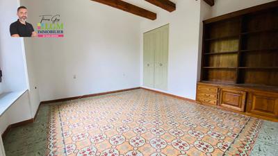 Maison - 137 m² - 8 pièces