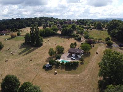 Maison - 164 m² - 7 pièces