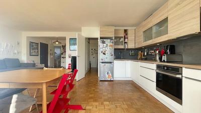 Appartement - 83 m² - 4 pièces