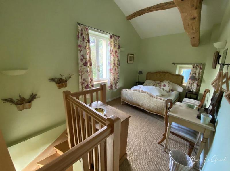 Maison en pierre - 162 m² - 8 pièces