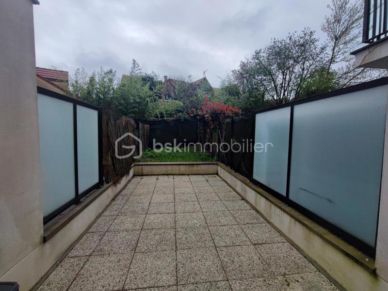 Studio - 25 m² - 1 pièce