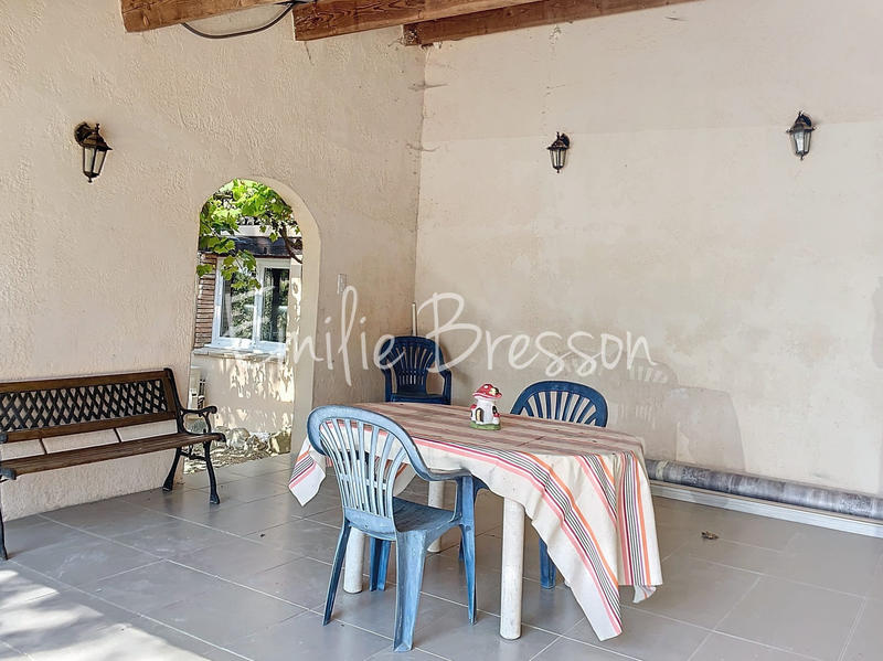 Maison - 266 m² - 9 pièces