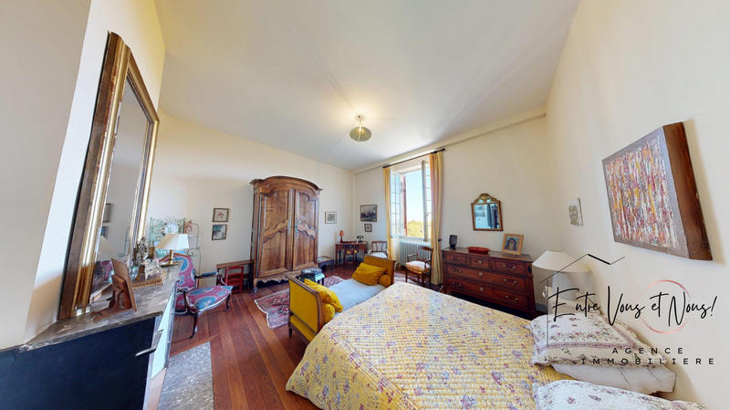 Manoir - 633 m² - 15 pièces