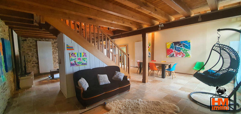 Maison - 215 m² - 7 pièces