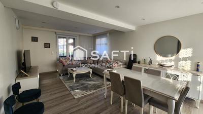 Maison - 104 m² - 5 pièces