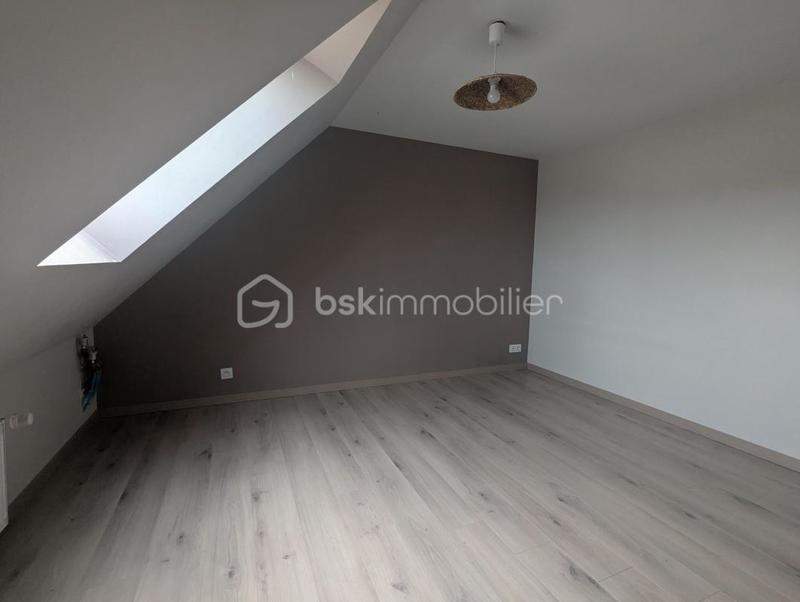 Maison traditionnelle - 160 m² - 8 pièces