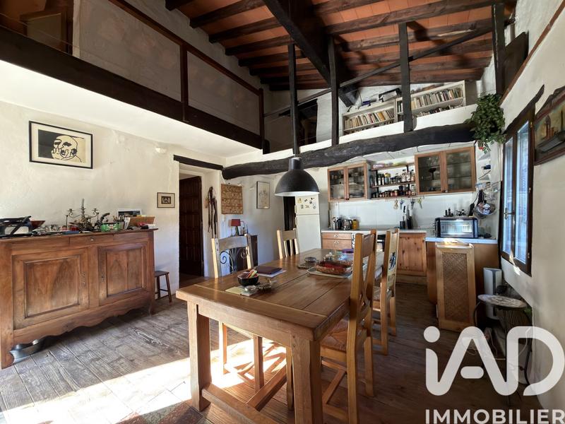 Maison - 180 m² - 5 pièces