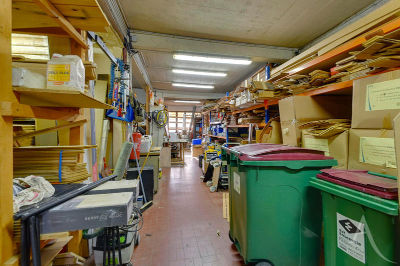 Local commercial - 202 m²