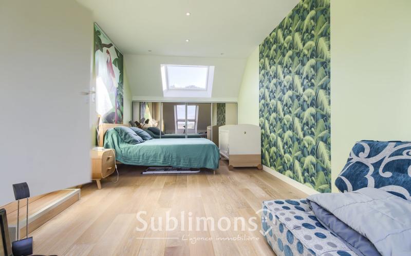 Maison - 180 m² - 6 pièces