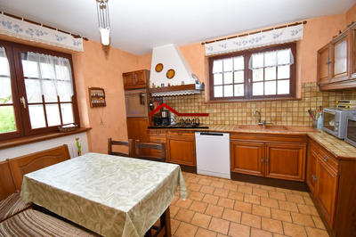 Maison - 142 m² - 8 pièces