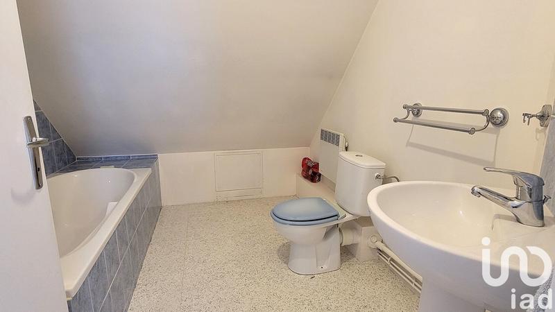 Maison - 198 m² - 10 pièces