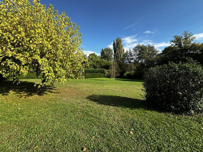 Maison traditionnelle - 185 m² - 7 pièces