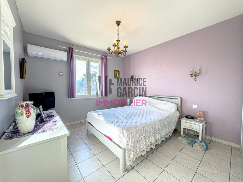 Villa - 145 m² - 5 pièces