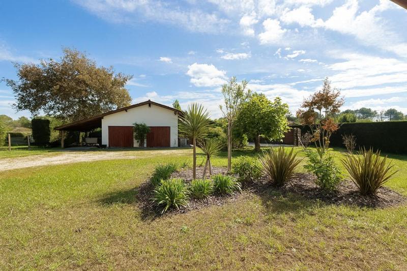 Maison - 142 m² - 6 pièces