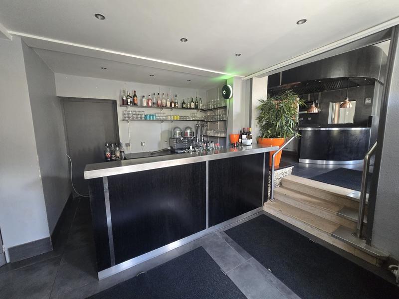 Local commercial - 314 m²