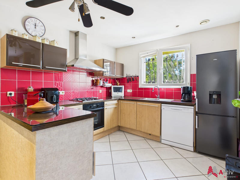 Maison - 87 m² - 4 pièces