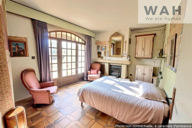 Mas - 225 m² - 7 pièces