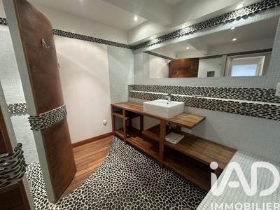 Appartement - 95 m² - 3 pièces