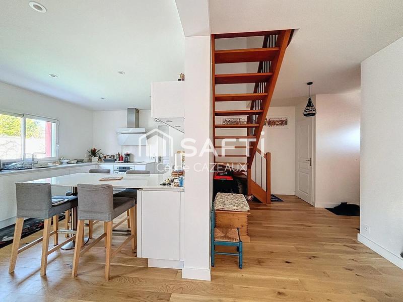 Maison - 130 m² - 6 pièces