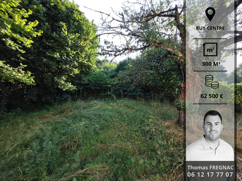 Terrain constructible - 300 m²