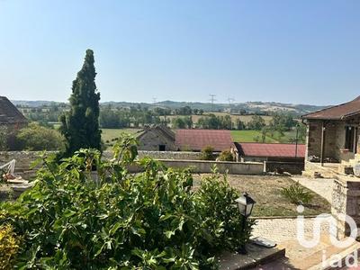 Maison de village - 213 m² - 8 pièces