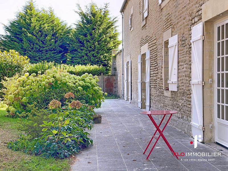 Maison ancienne - 328 m² - 8 pièces