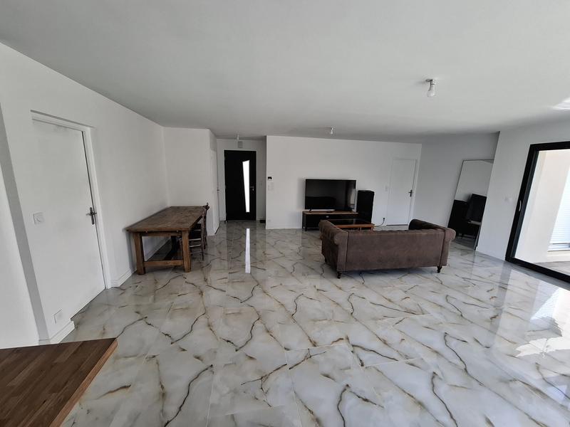 Maison - 103 m² - 4 pièces