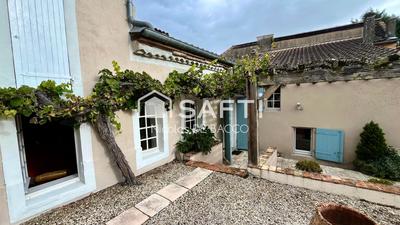 Maison - 296 m² - 9 pièces