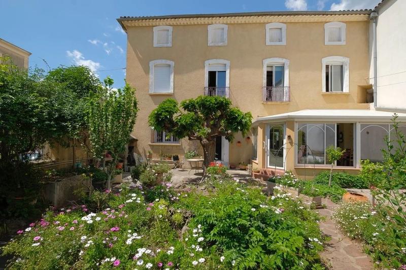 Appartement - 180 m² - 6 pièces