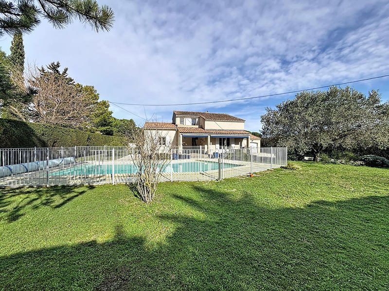 Maison - 136 m² - 4 pièces