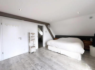 Maison - 183 m² - 7 pièces