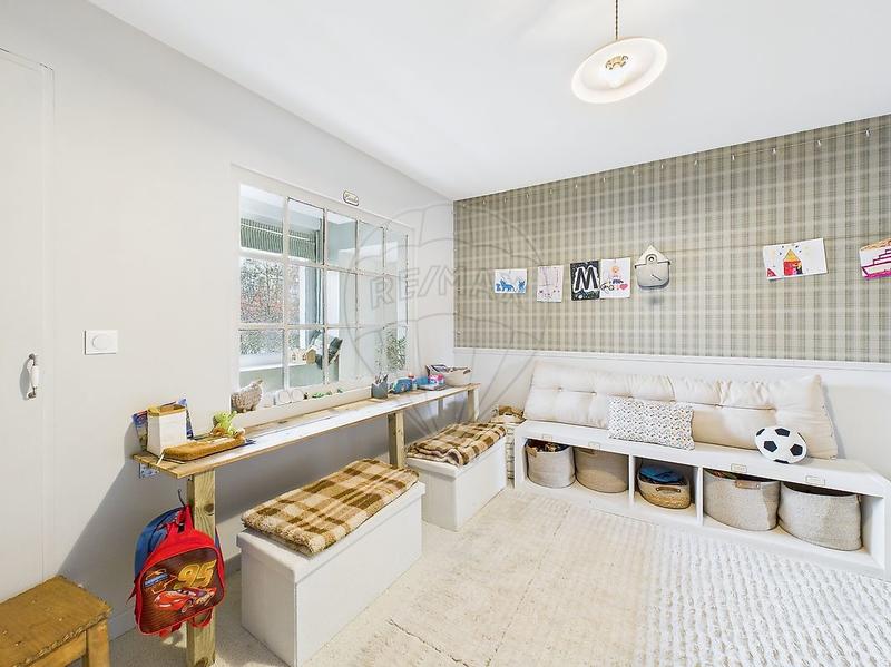 Maison - 270 m² - 7 pièces