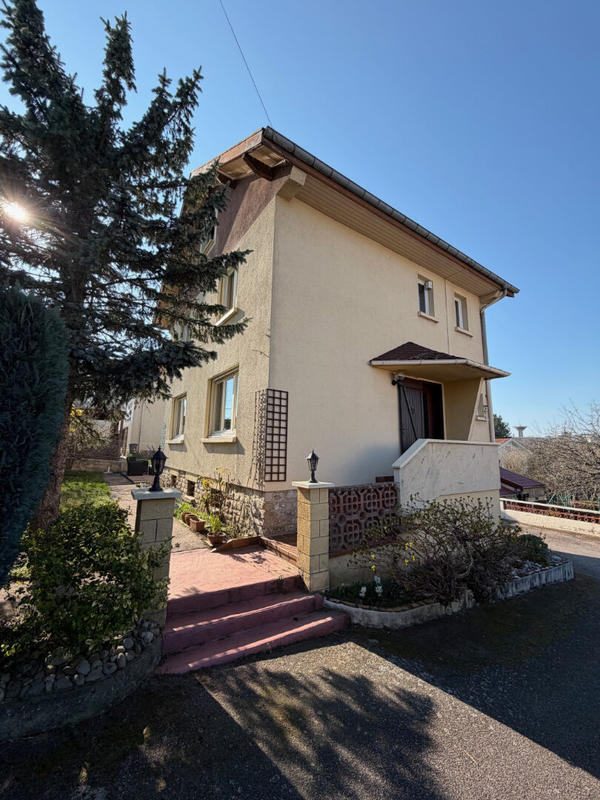 Maison - 113 m² - 6 pièces