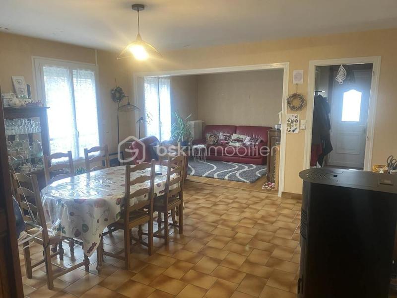 Maison de ville - 82 m² - 5 pièces