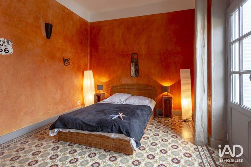 Maison - 331 m² - 8 pièces