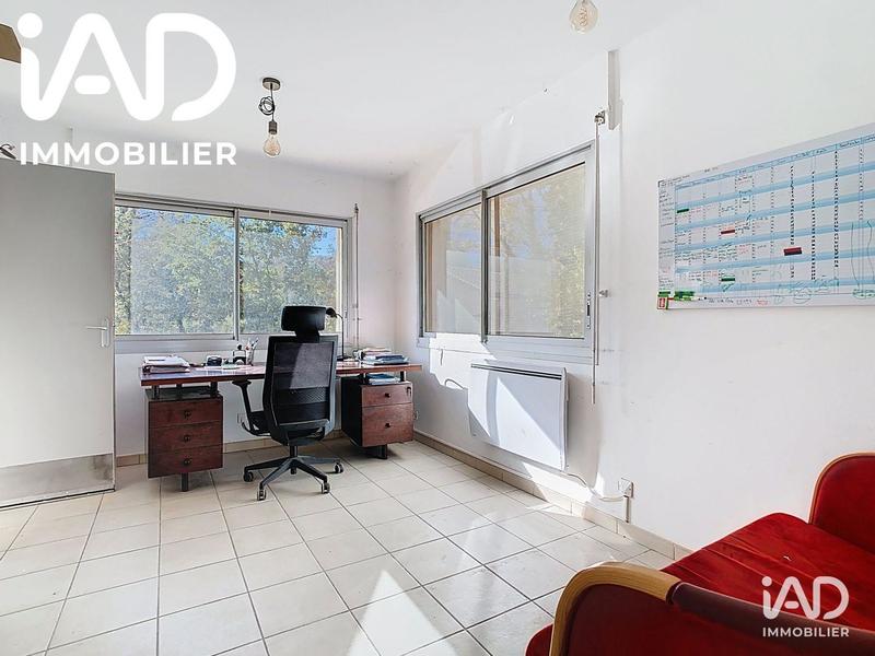 Local commercial - 307 m²