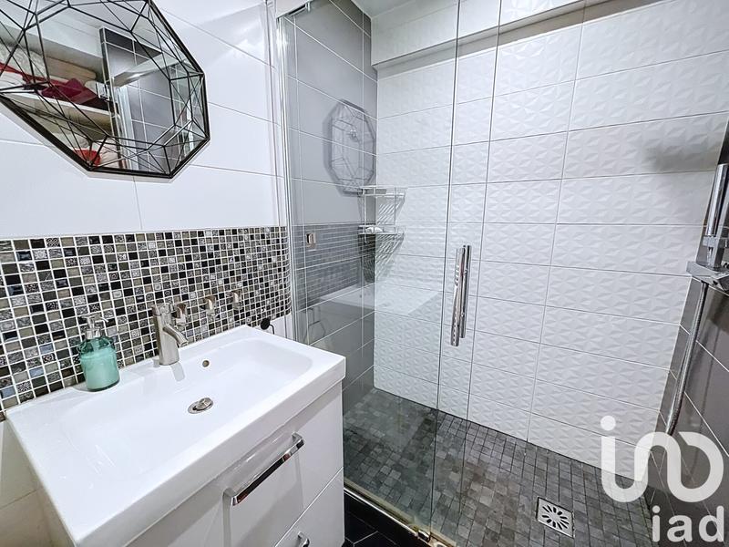 Appartement - 102 m² - 5 pièces