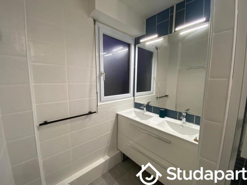 Chambre - 13 m² - 1 pièce