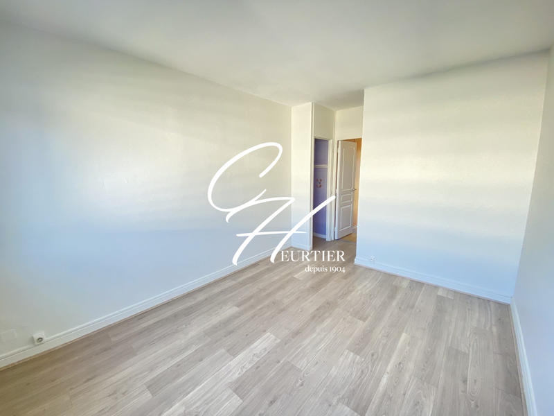 Appartement - 79 m² - 4 pièces