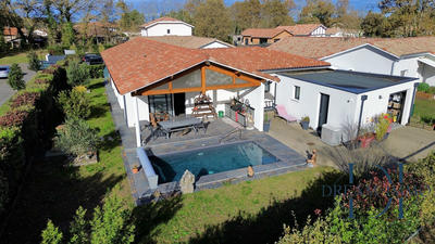 Maison contemporaine - 145 m² - 4 pièces