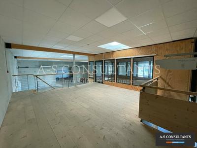 Local d'activité / Entrepôt - 865 m²
