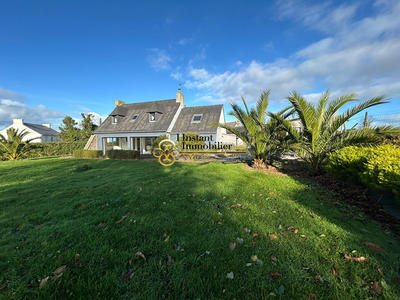 Maison - 137 m² - 6 pièces