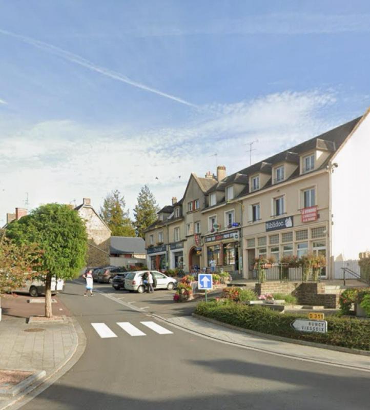 Terrain constructible - 1 000 m²