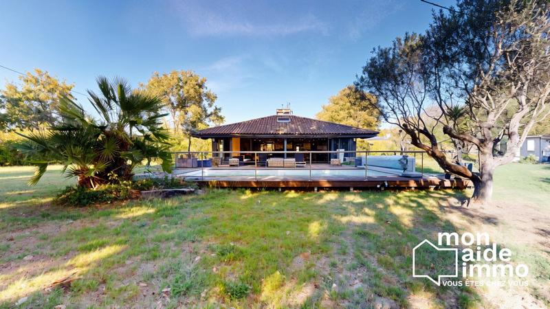 Maison - 136 m² - 5 pièces