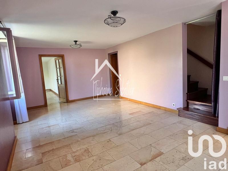 Maison - 206 m² - 7 pièces