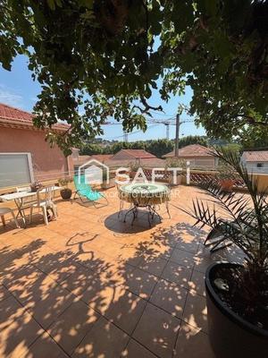 Maison - 104 m² - 4 pièces