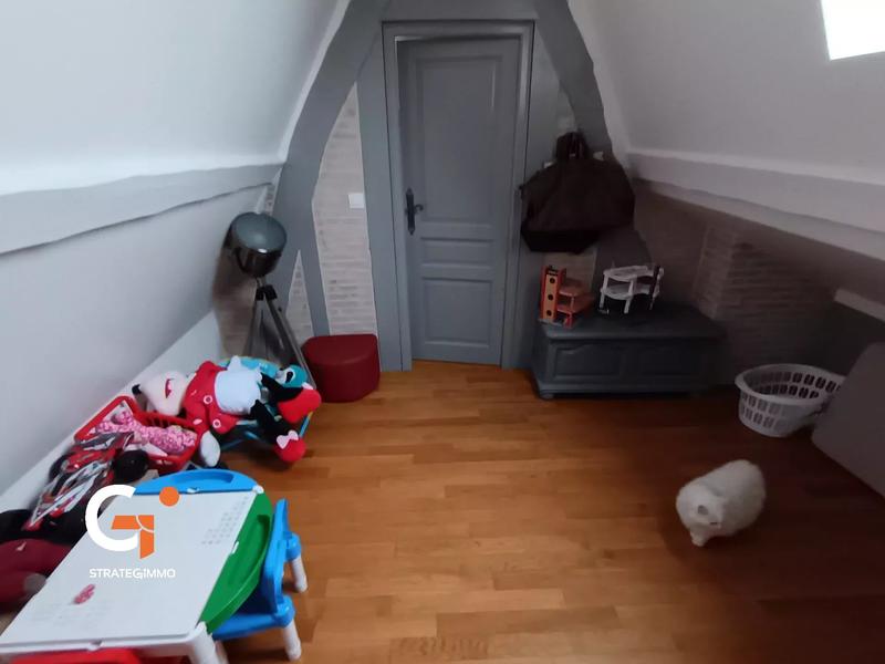 Maison - 77 m² - 5 pièces