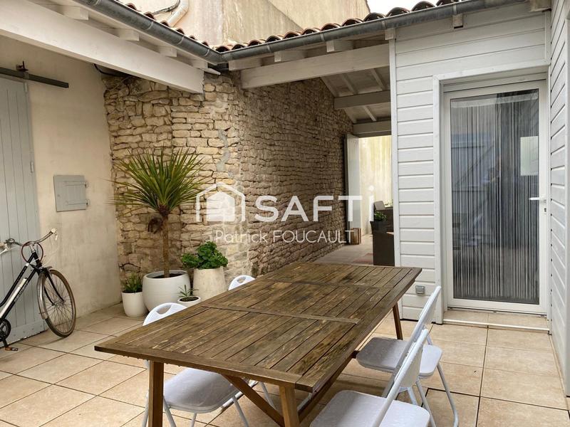 Maison - 141 m² - 9 pièces