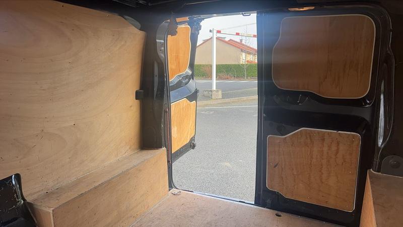 Peugeot Expert III 2.0 BlueHDi 180 Eat8 Standart Asphalt